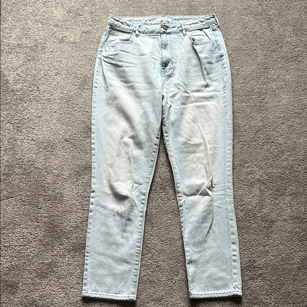 Women’s Pacsun Light Blue High-Waisted Mom Jeans | Size: 29